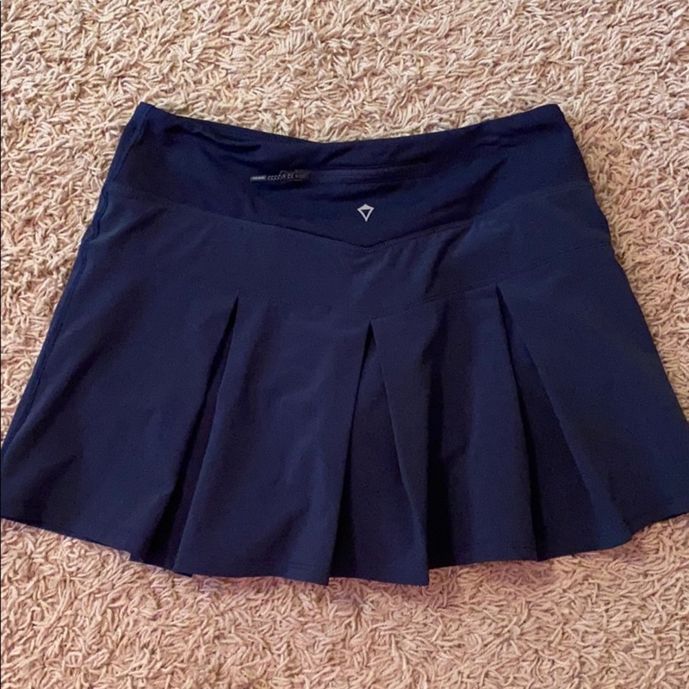 GIRLS NAVY IVVIVA SKORT SIZE 12